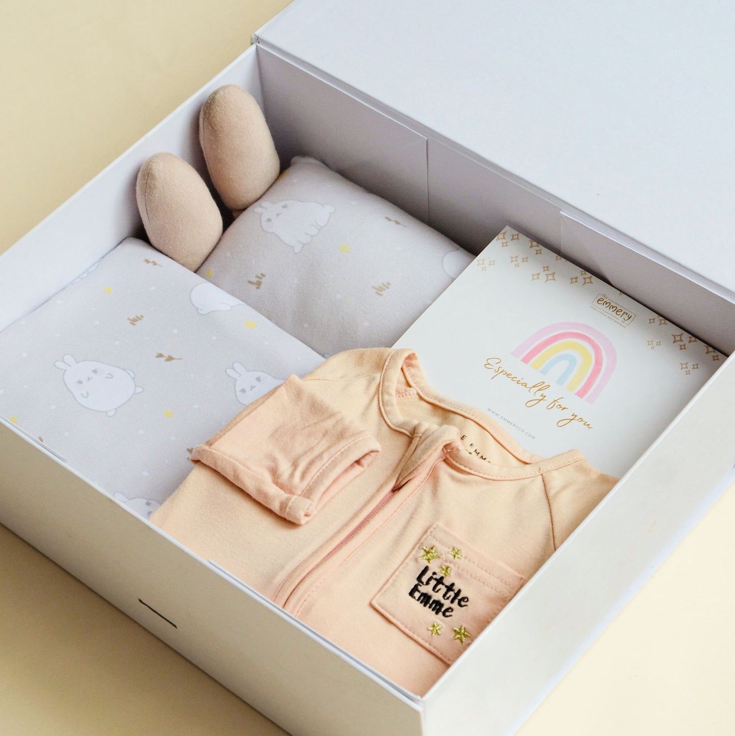 Bun Bun Sleep and Snuggle Giftset - Blush Pink (U.P. $140.90)